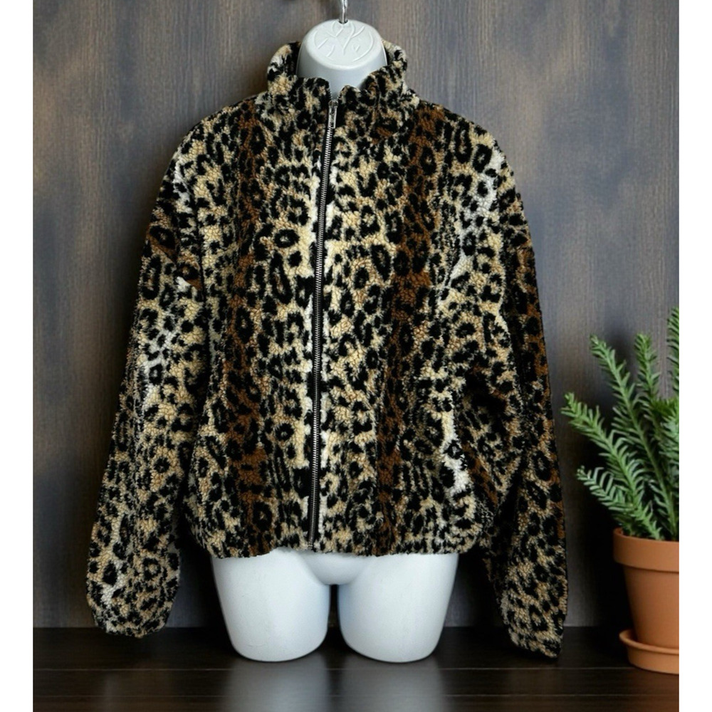 Forever 21 Animal Print Sherpa Bomber Jacket Sz Small Full Zip Baddie Faux Fur